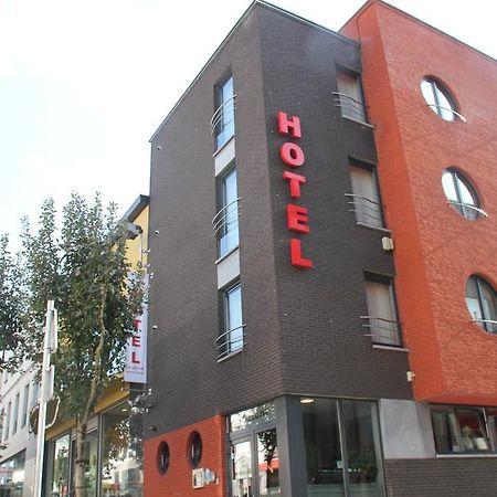 Hotel La Louve 라루비에르 외부 사진