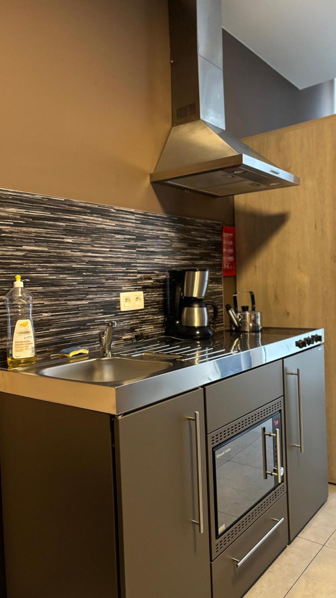 Hotel La Louve 라루비에르 외부 사진