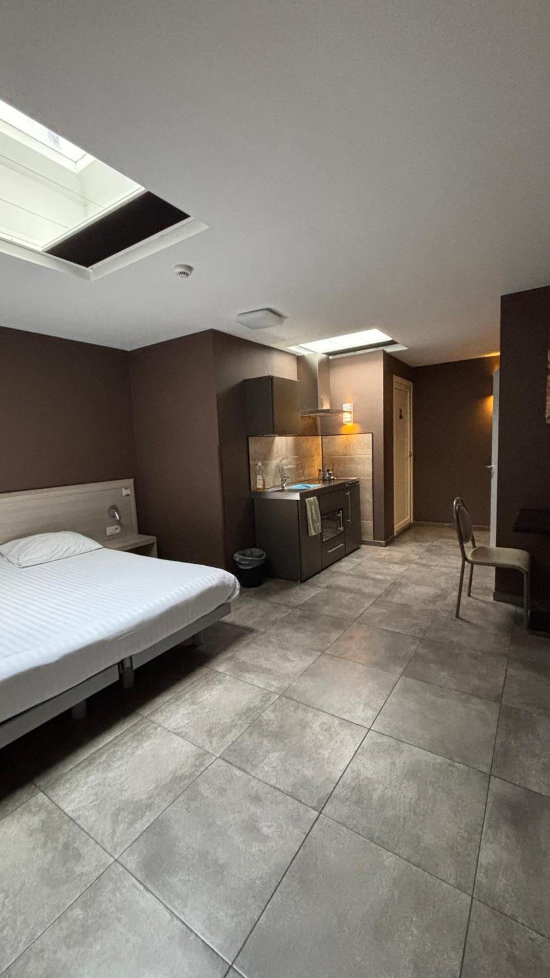 Hotel La Louve 라루비에르 외부 사진
